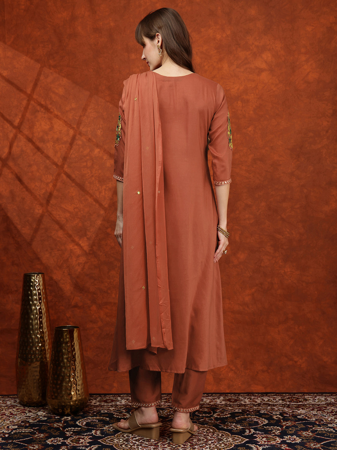 Mirror Embroidered Kurta with Pant & Embroidered Dupatta