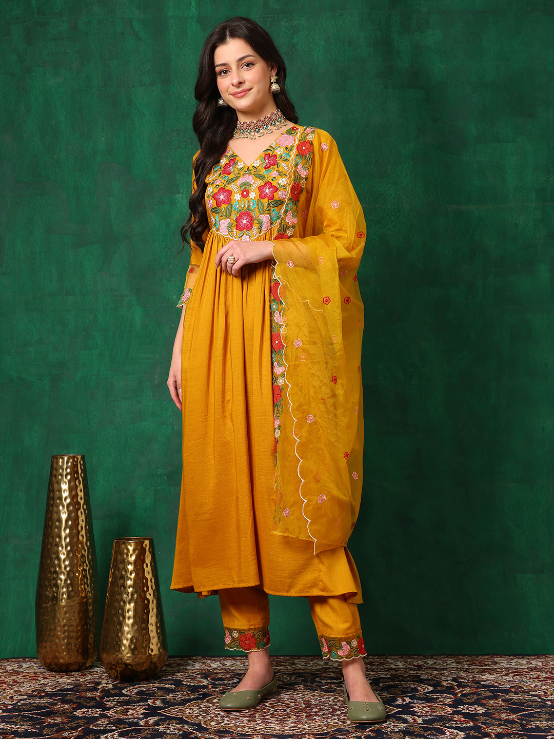 Aline Embroidered Kurta with Pant & Embroidered Dupatta