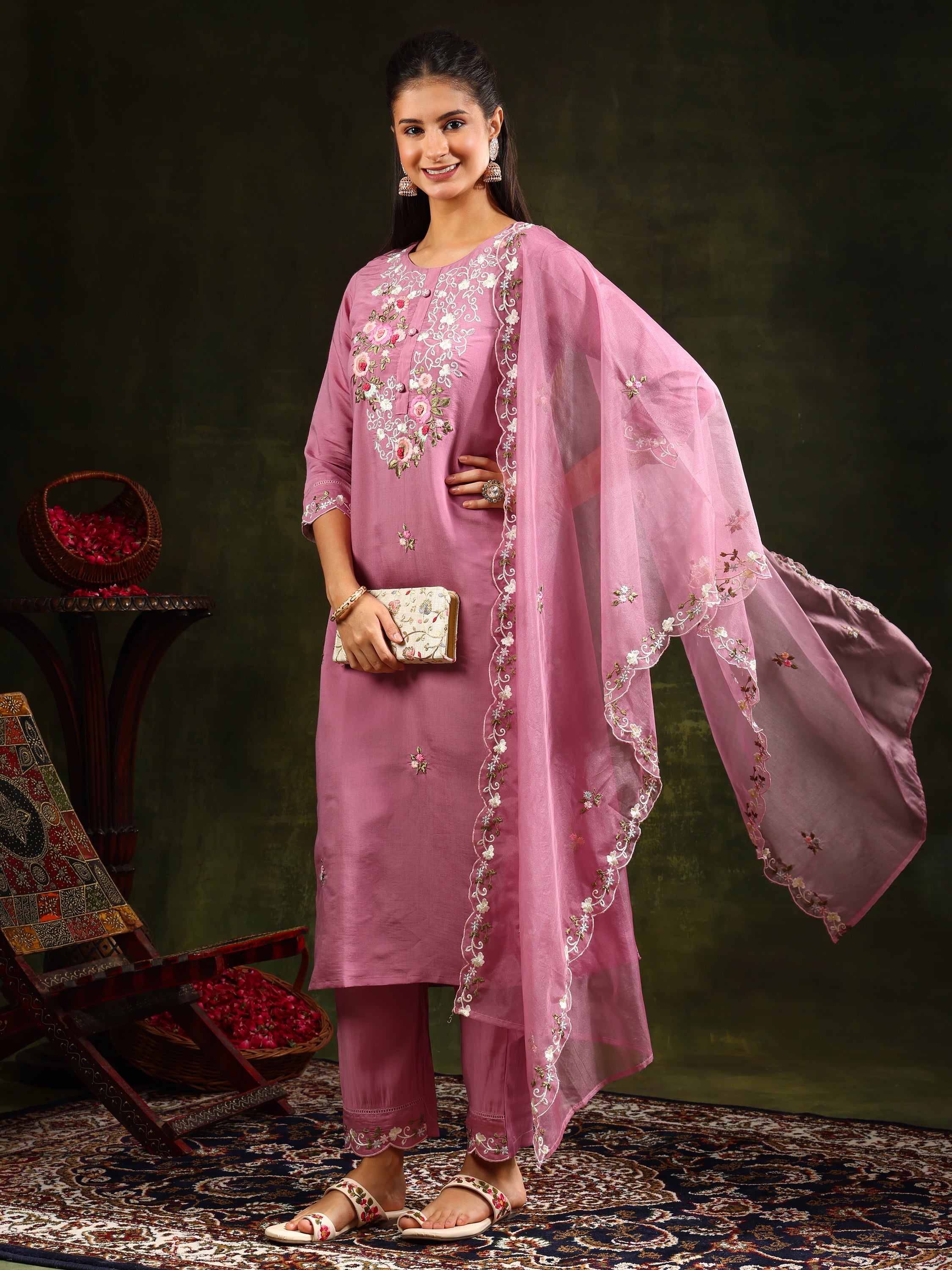 Embroidered Kurta with Pant & Organza Dupatta