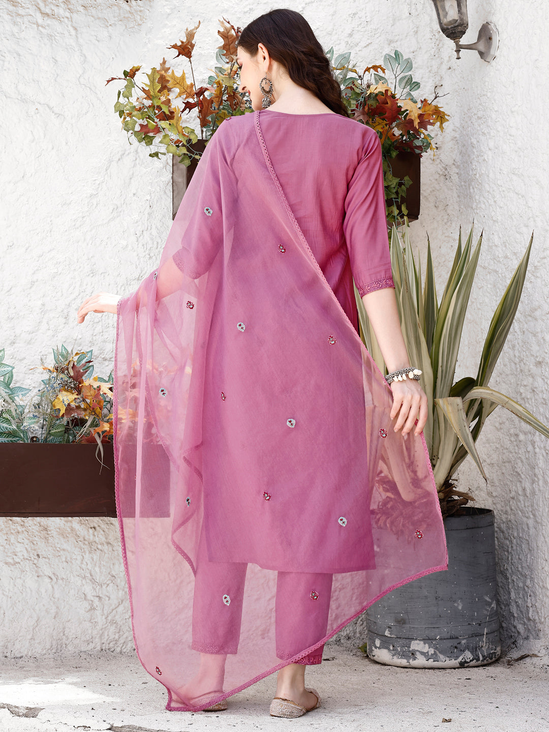 Embroidered Kurta with Pant & Organza Dupatta