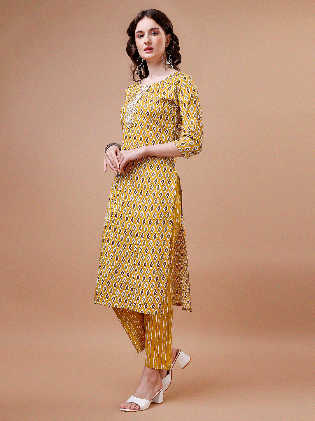 Ethnic Motifs Printed Cotton Kurta with pant & dupatta