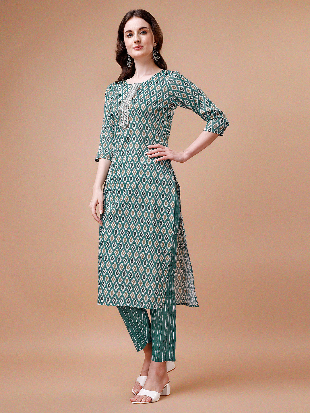 Motifs Printed Kurta with pant & dupatta