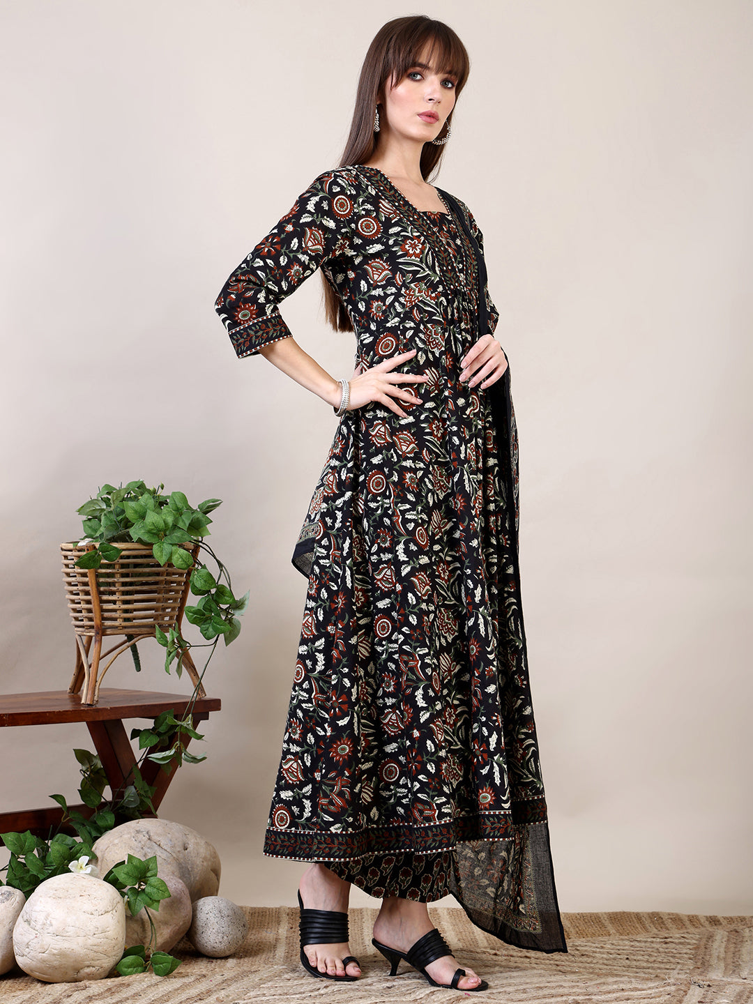 Floral printed Flared Kurta with Pant & Dupatta