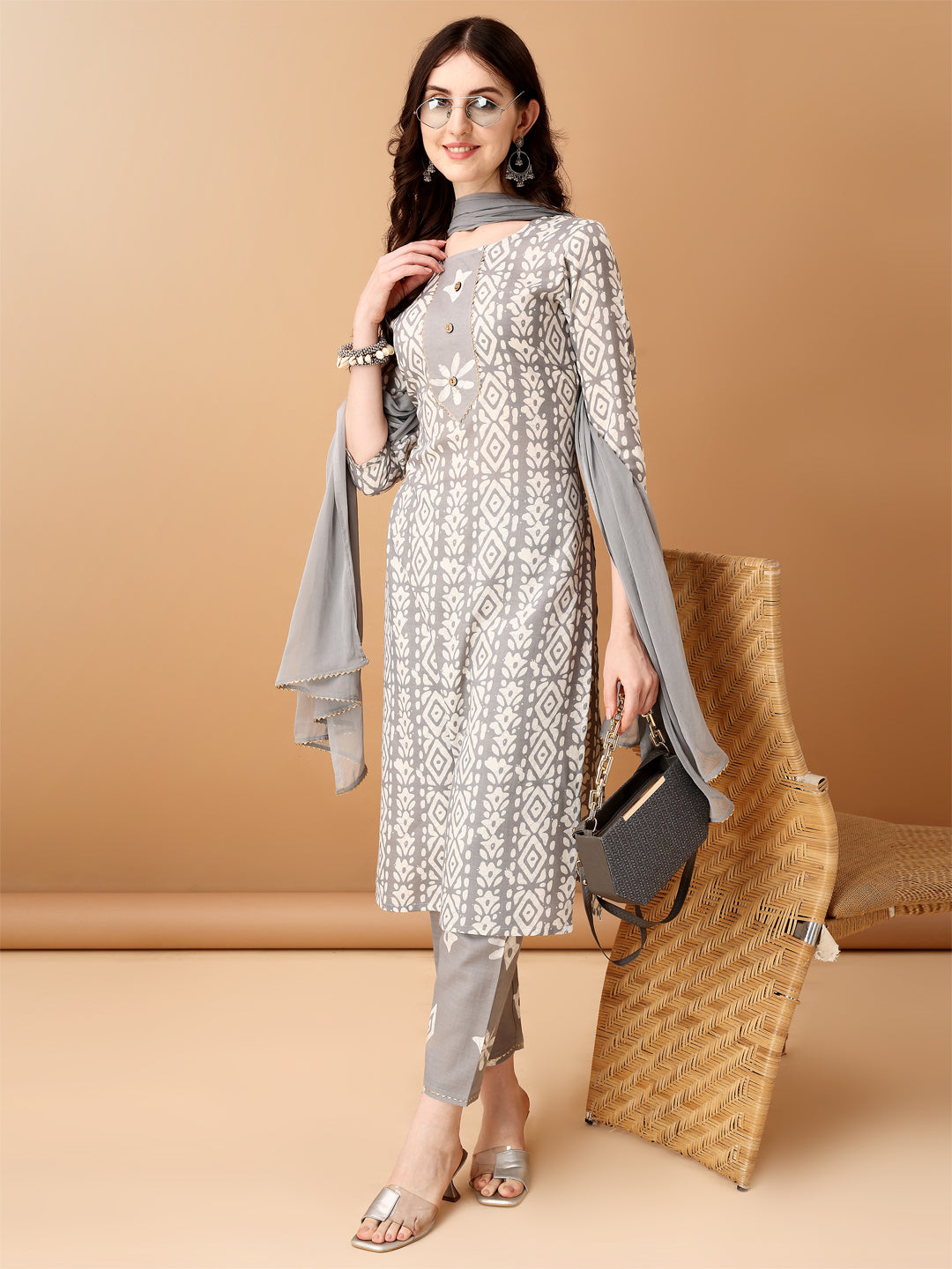 Bandhani Printed Cotton Kurta with pant & dupatta