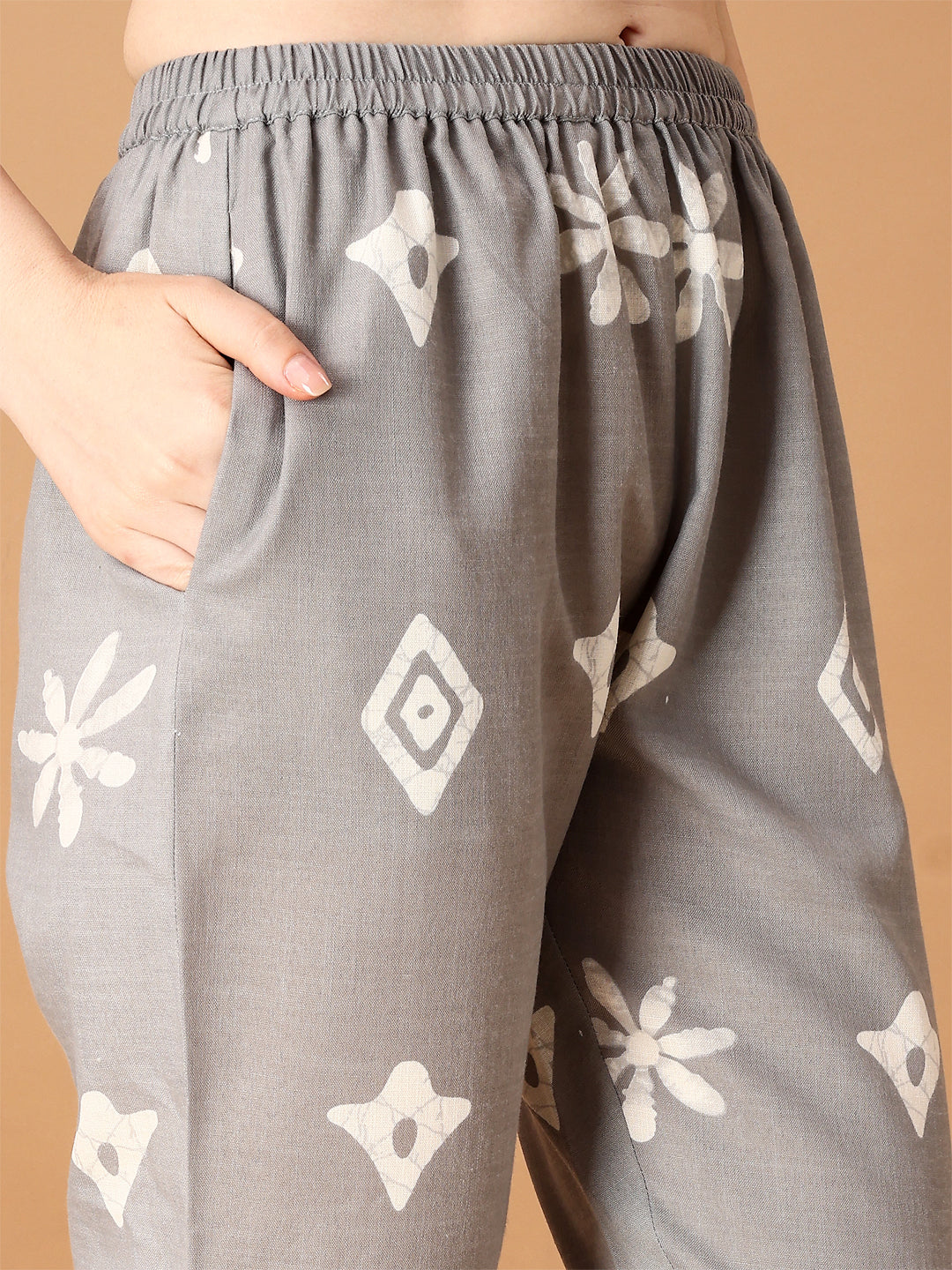 Bandhani Printed Cotton Kurta with pant & dupatta