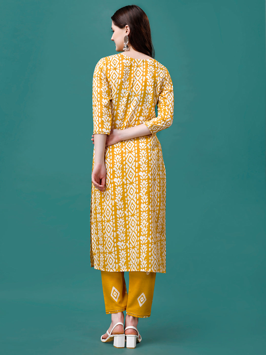 Bandhani Printed Cotton Kurta with pant & dupatta