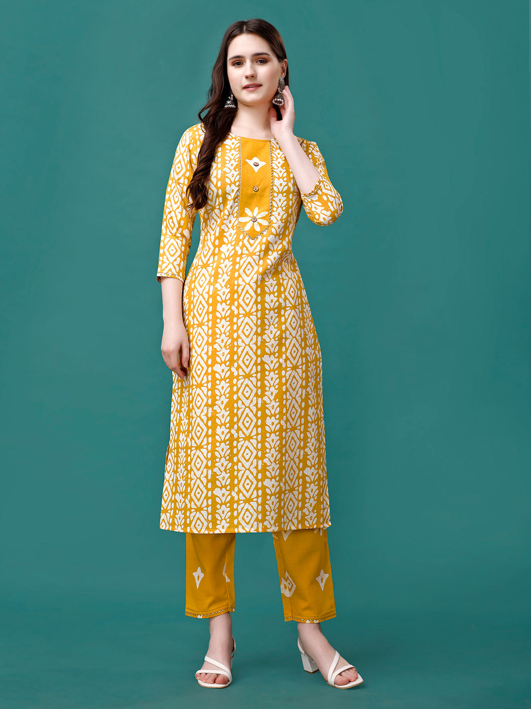 Bandhani Printed Cotton Kurta with pant & dupatta