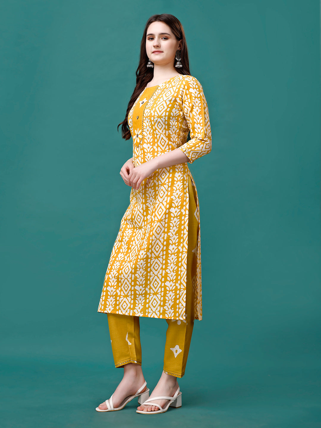 Bandhani Printed Cotton Kurta with pant & dupatta