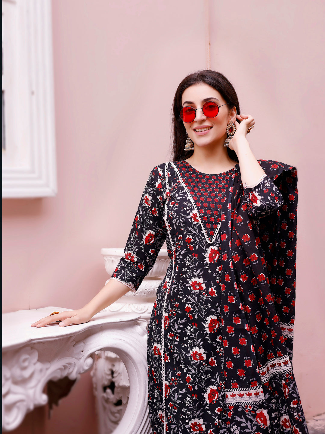 Floral Printed Kurta with pant & dupatta