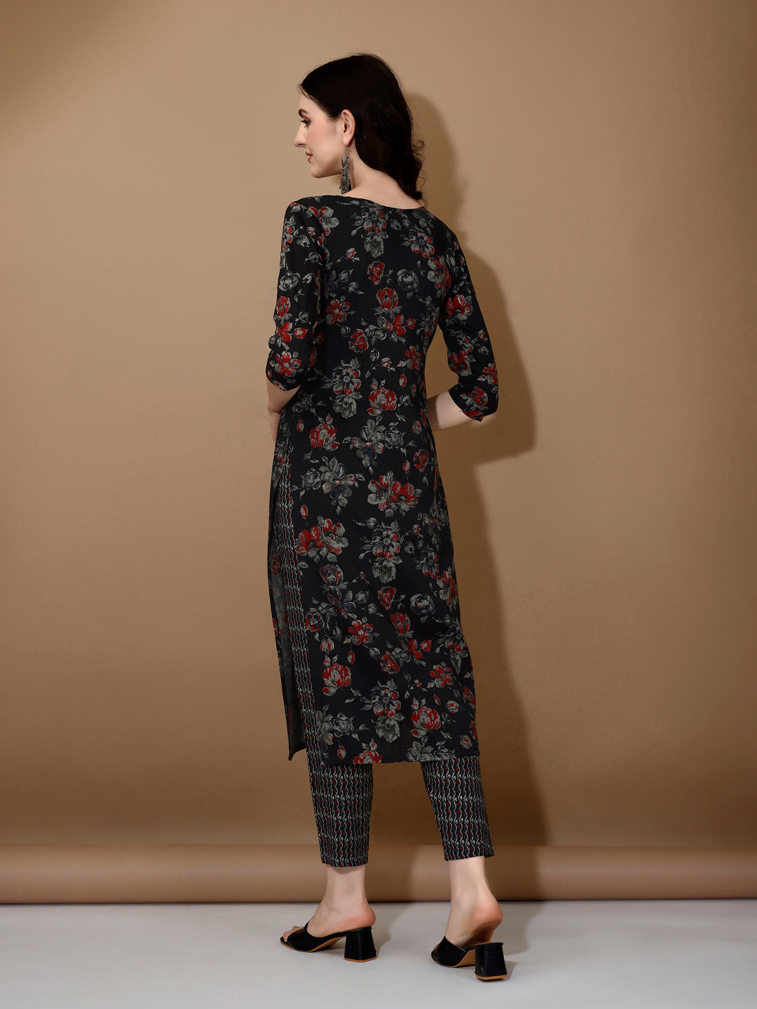 Floral Printed Kurta with pant & dupatta