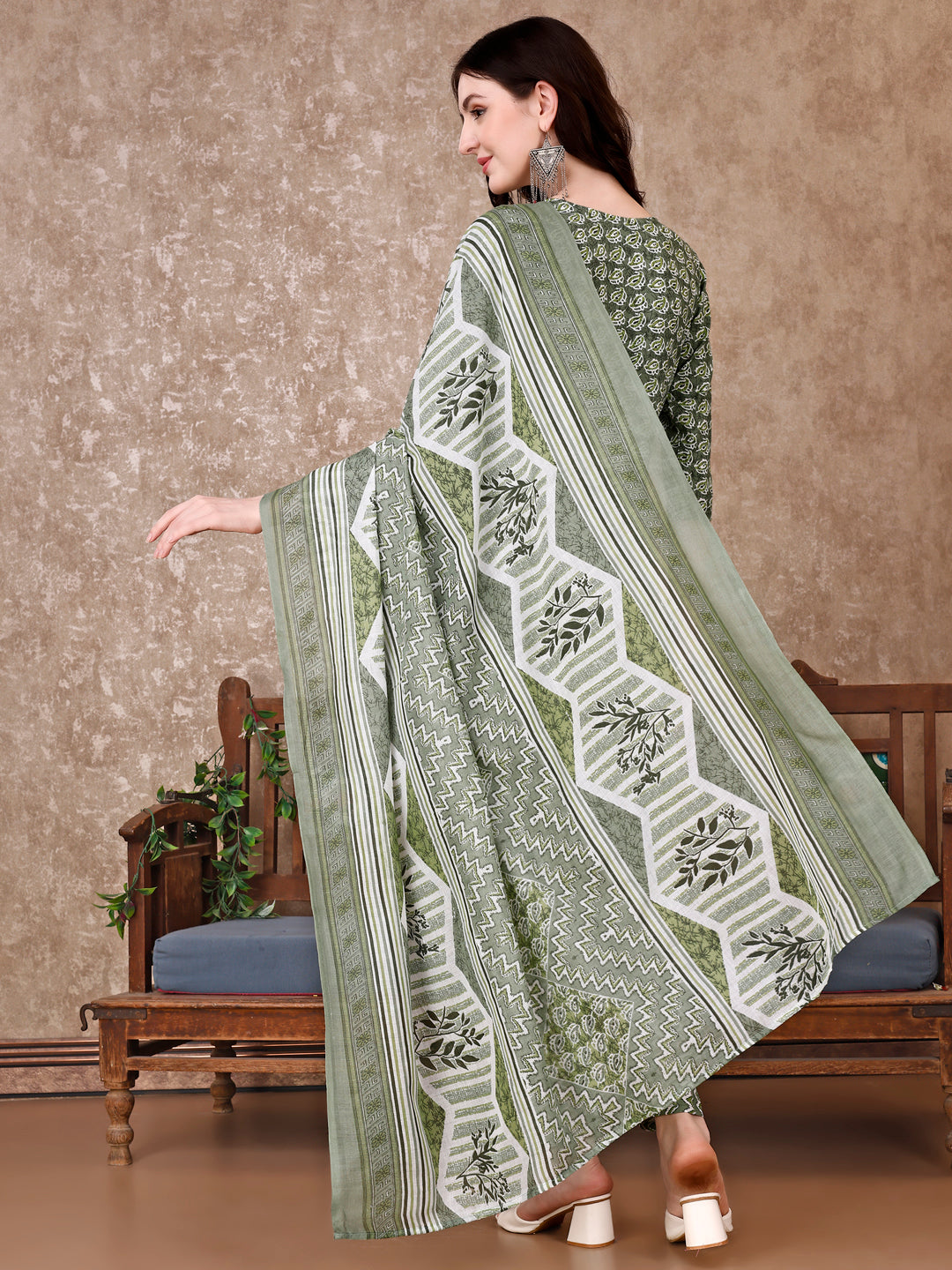 Leaf Printed Kurta With printed Pant & Dupatta