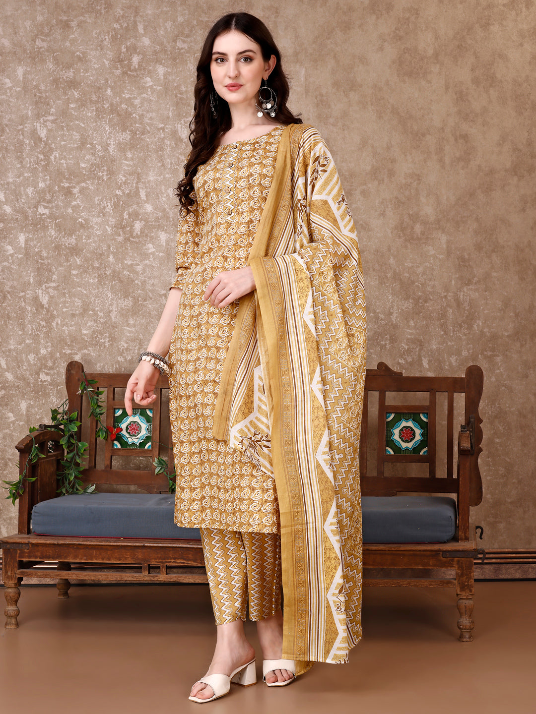 Leaf Printed Kurta With printed Pant & Dupatta