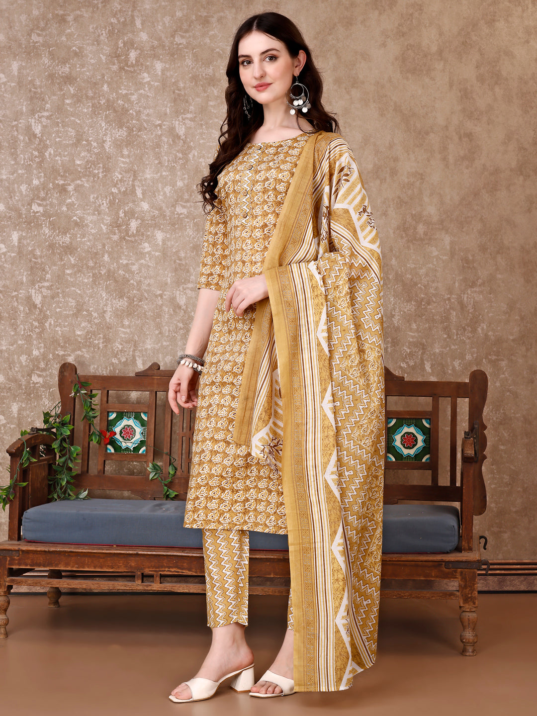 Leaf Printed Kurta With printed Pant & Dupatta