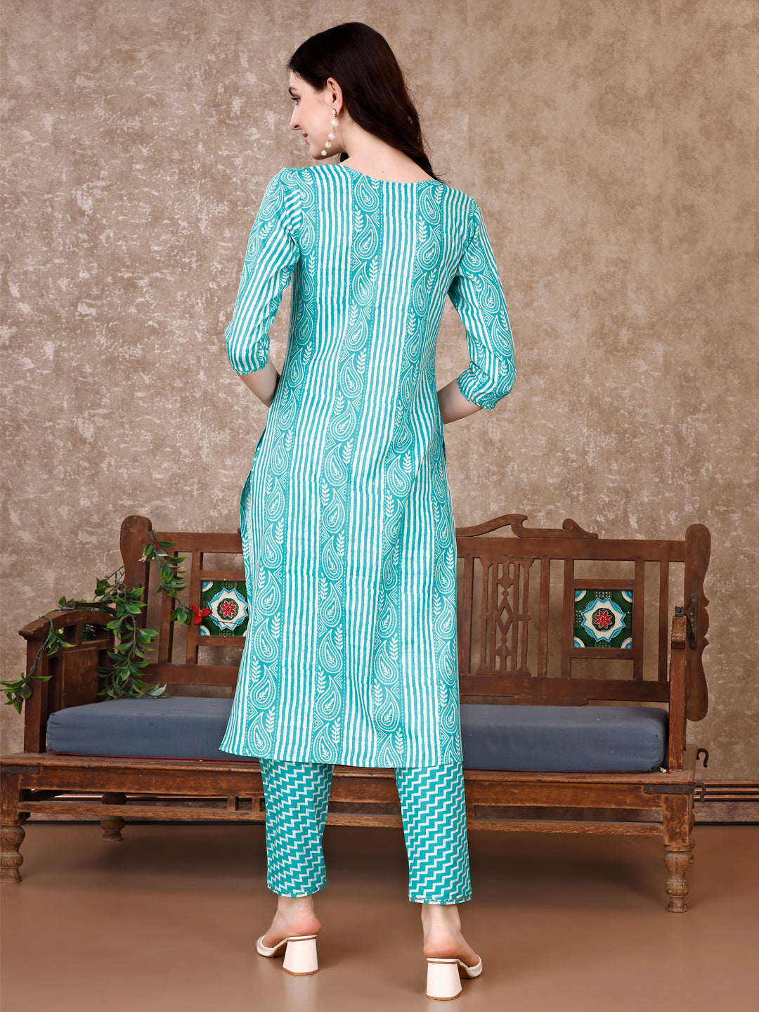 Printed Kurta With printed Pant & Dupatta