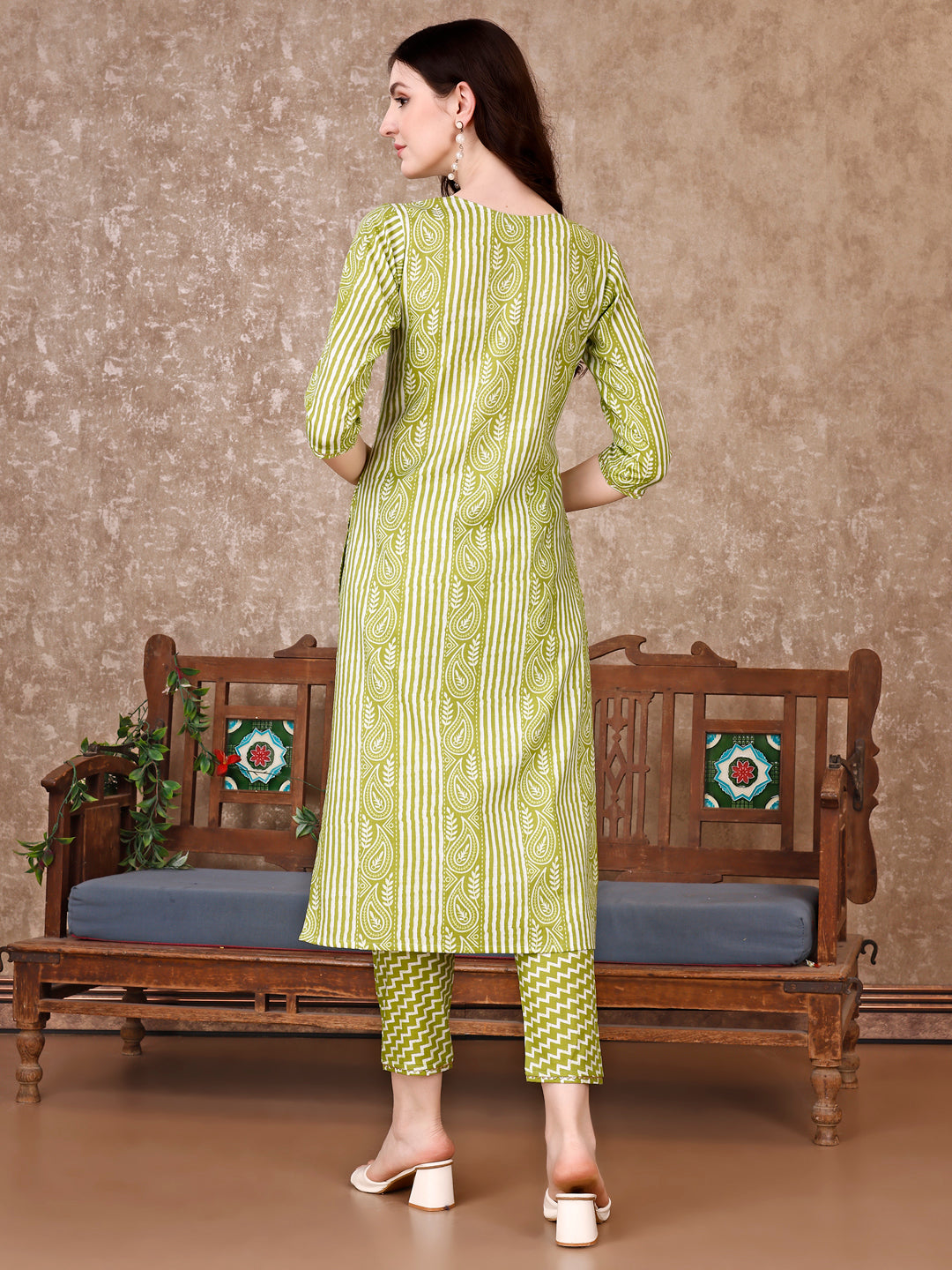 Printed Kurta With printed Pant & Dupatta