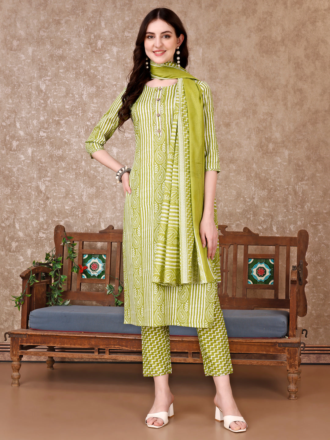 Printed Kurta With printed Pant & Dupatta