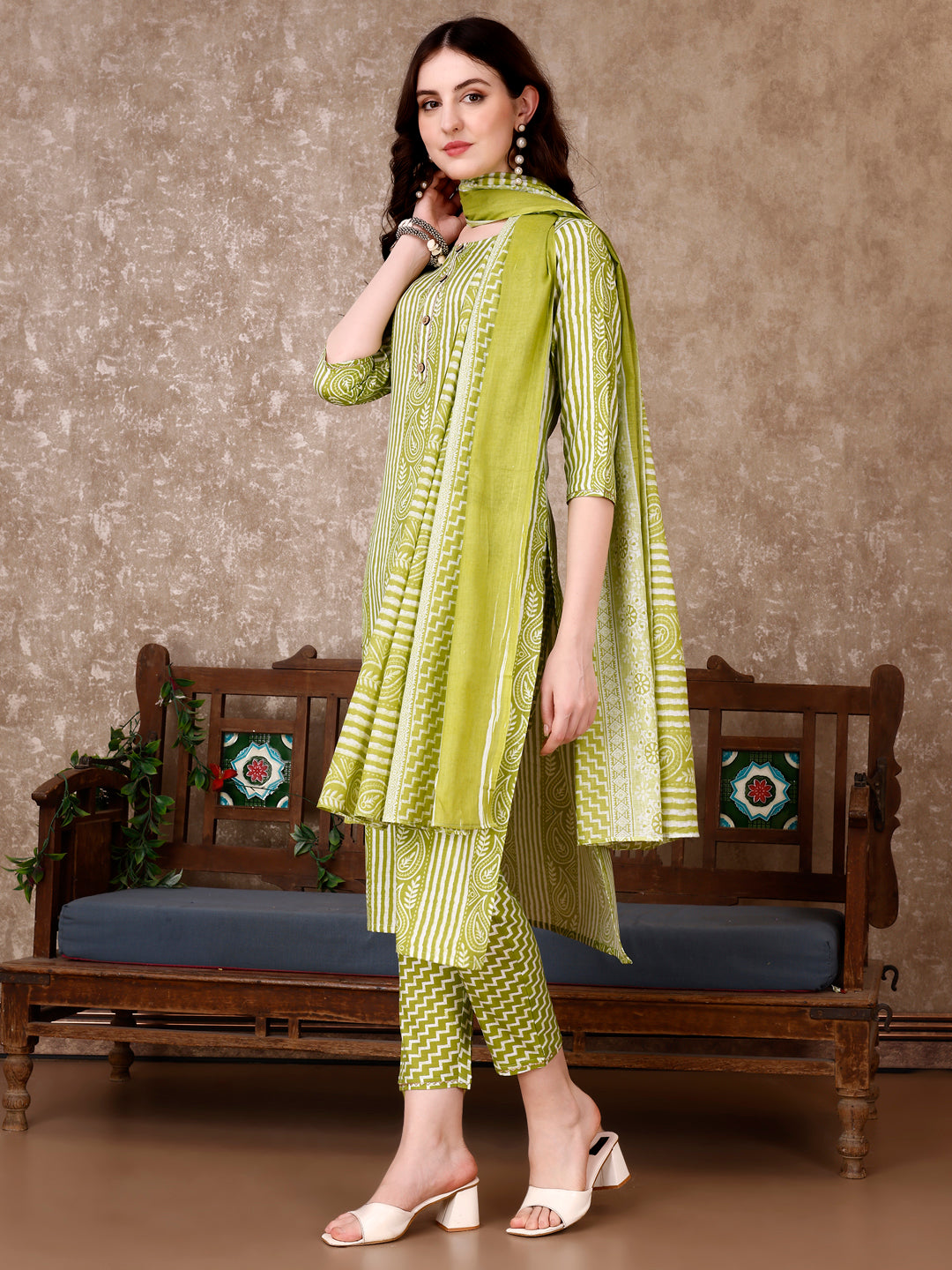 Printed Kurta With printed Pant & Dupatta