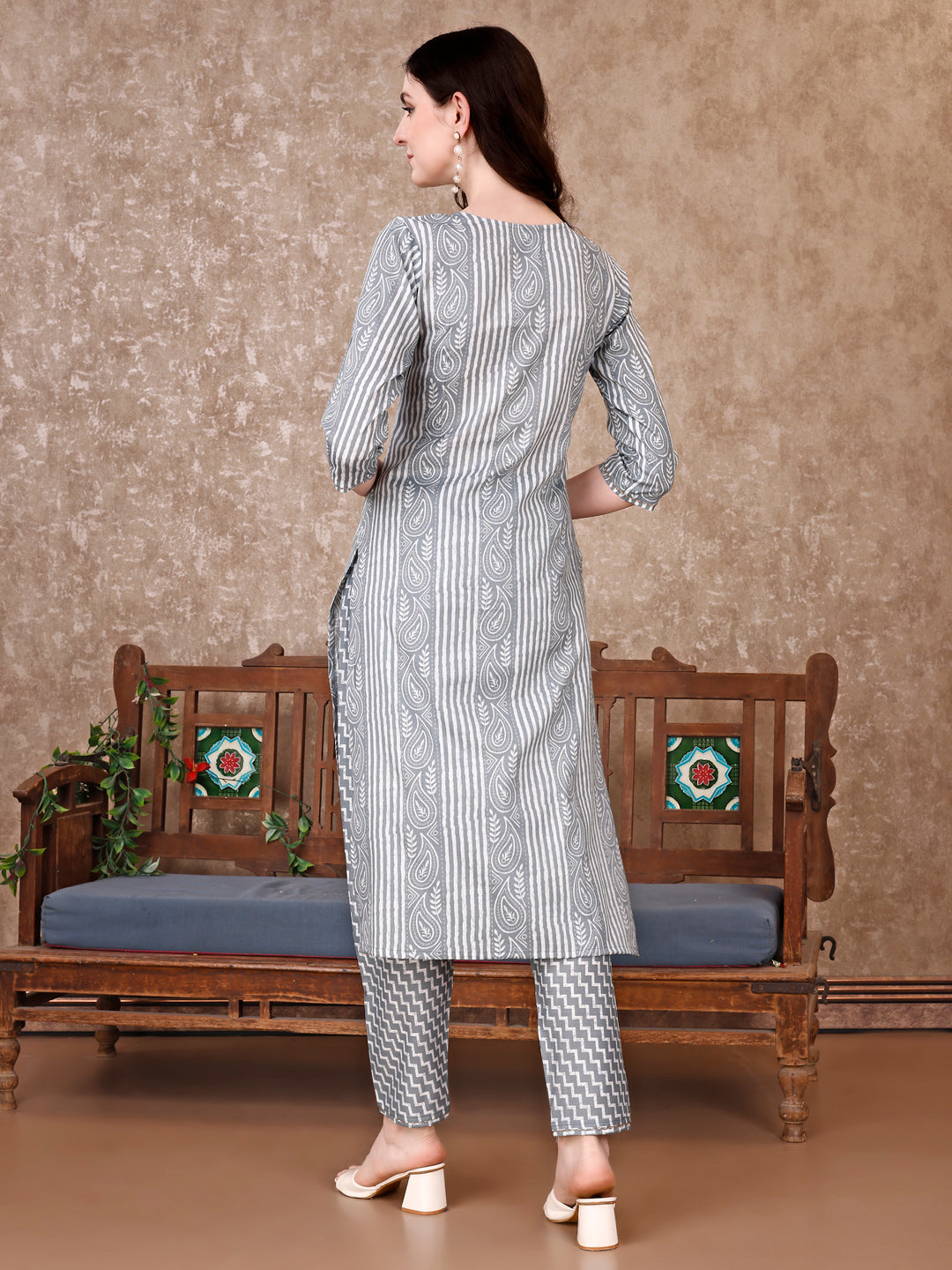 Printed Kurta With printed Pant & Dupatta