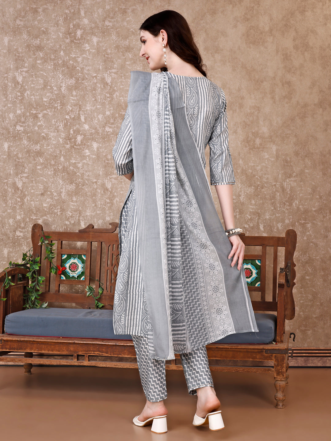 Printed Kurta With printed Pant & Dupatta