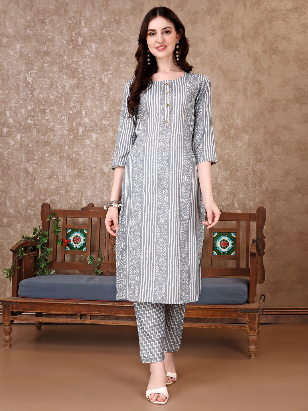 Printed Kurta With printed Pant & Dupatta