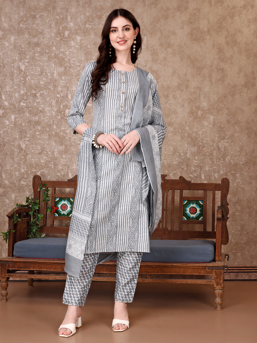 Printed Kurta With printed Pant & Dupatta