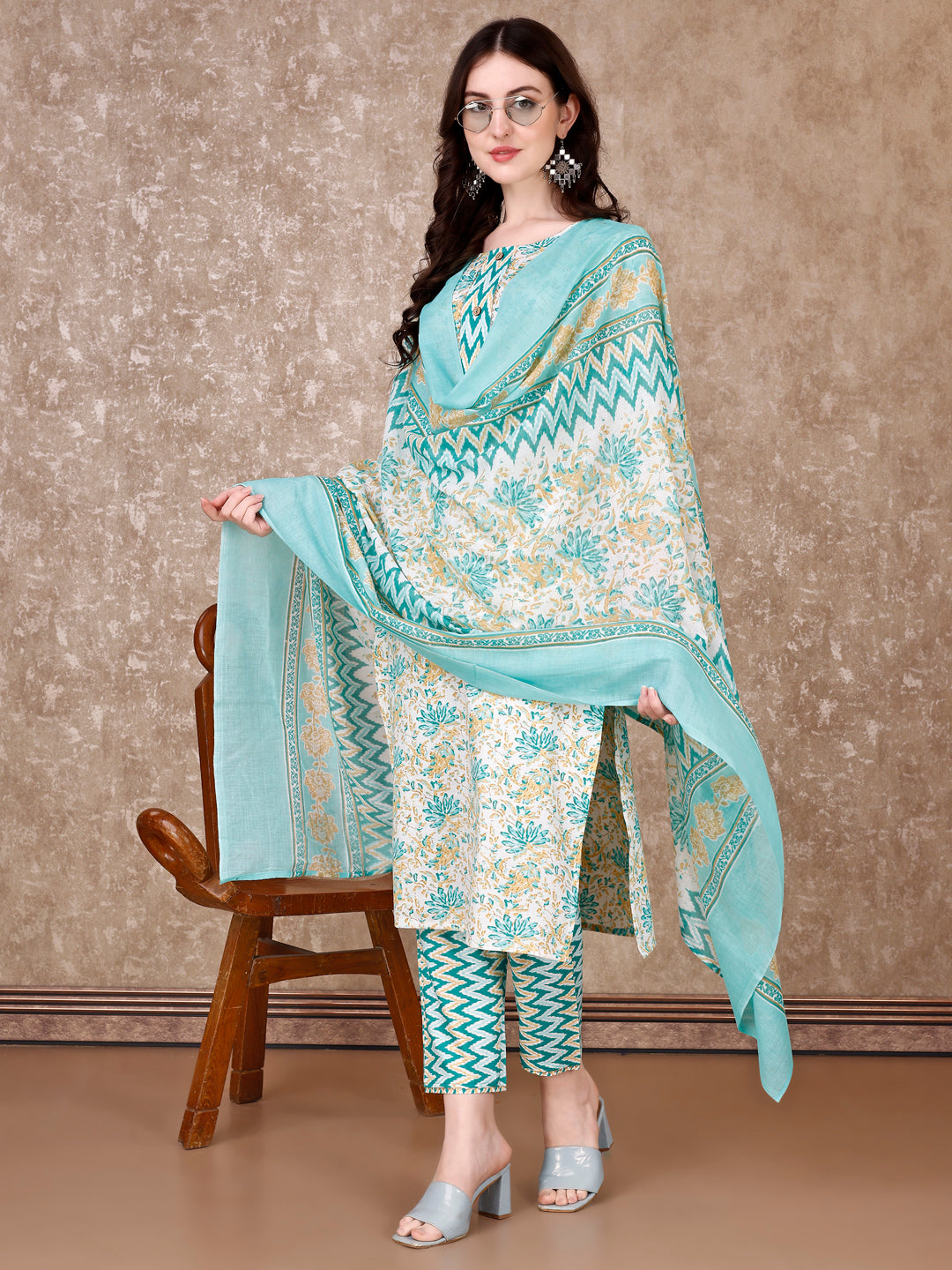 Floral Printed Kurta With printed Pant & Dupatta