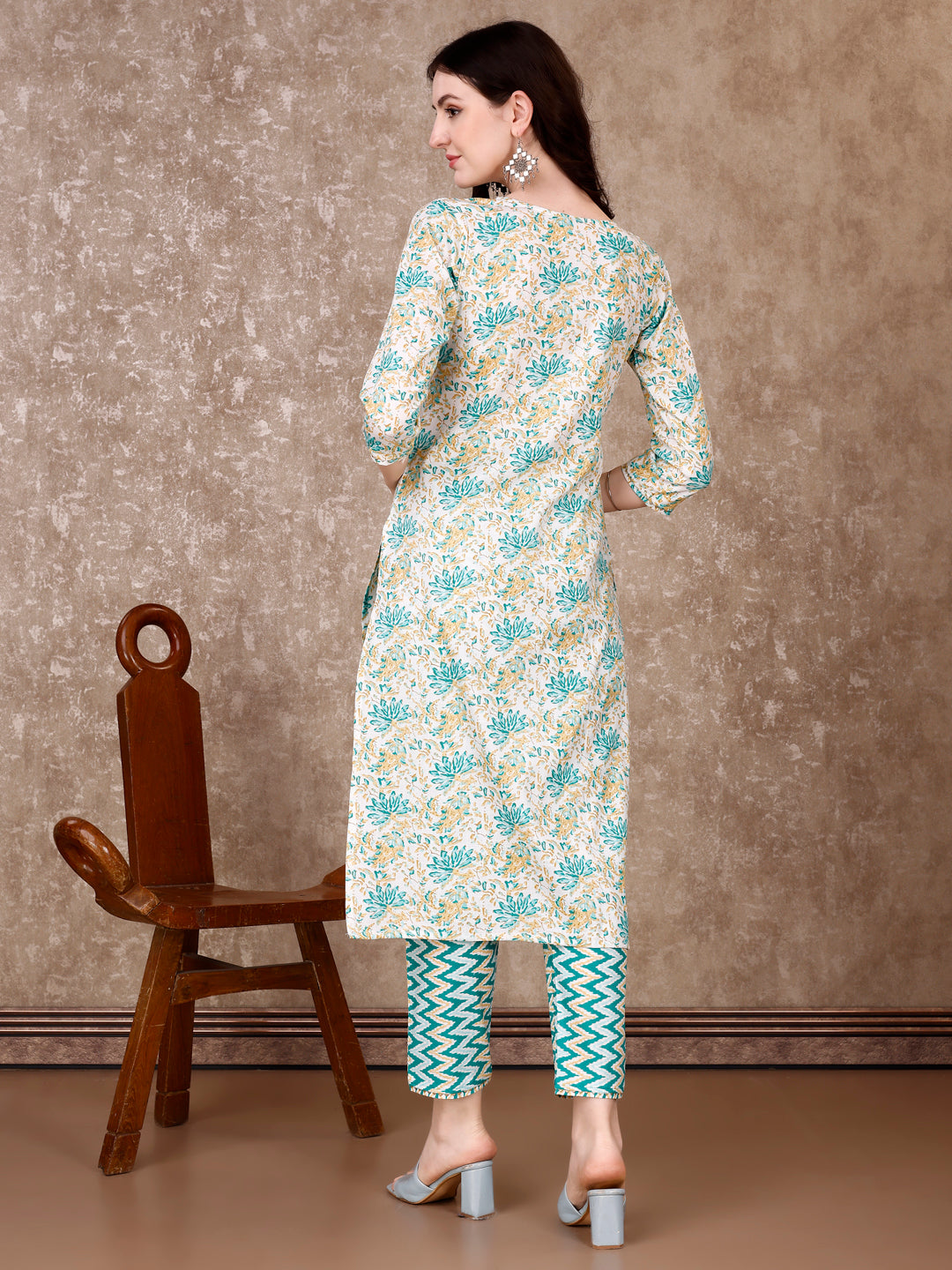 Floral Printed Kurta With printed Pant & Dupatta