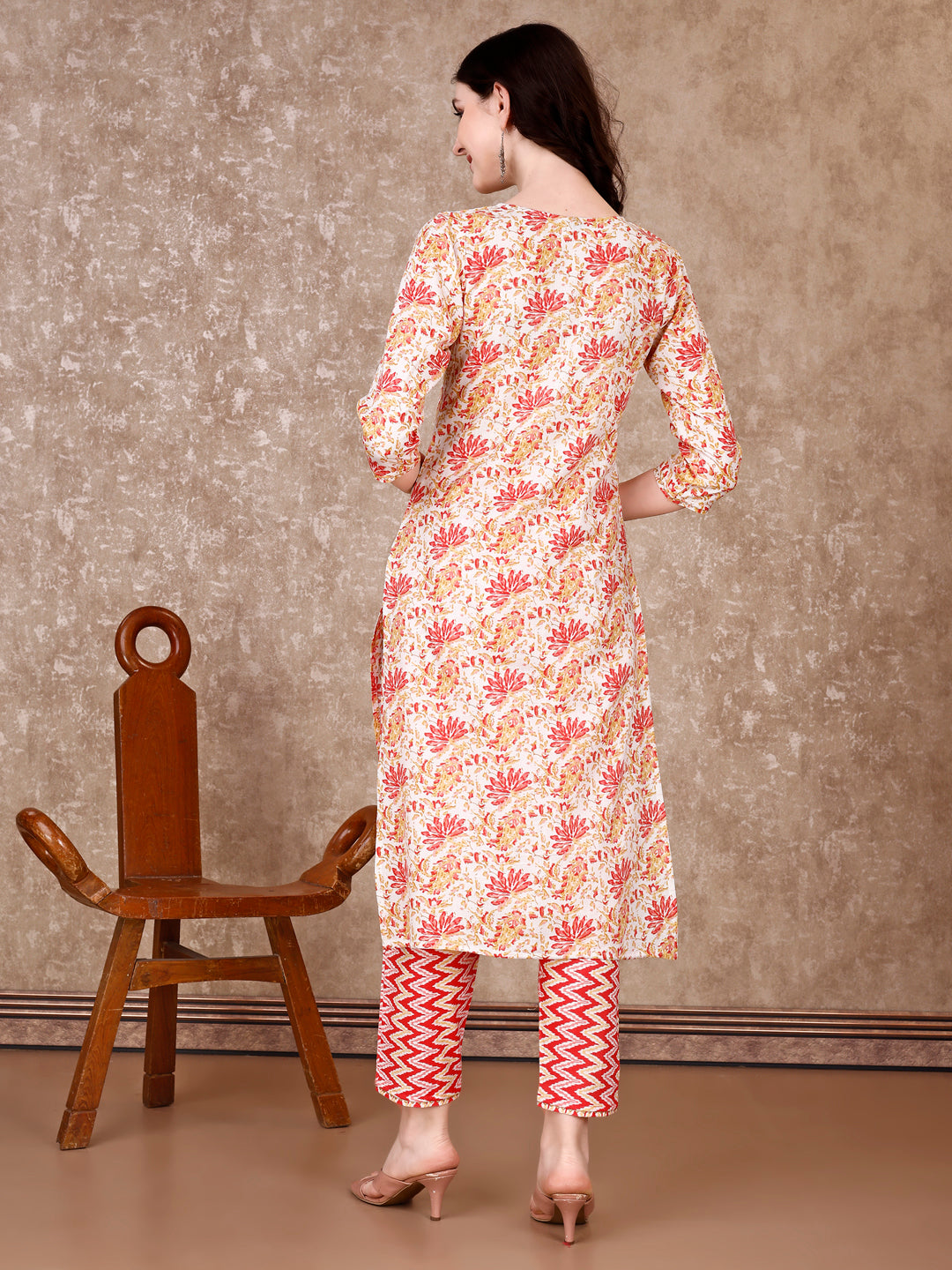 Floral Printed Kurta With printed Pant & Dupatta