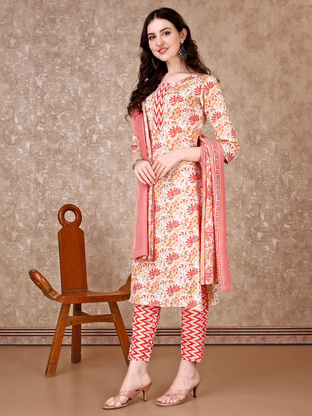 Floral Printed Kurta With printed Pant & Dupatta