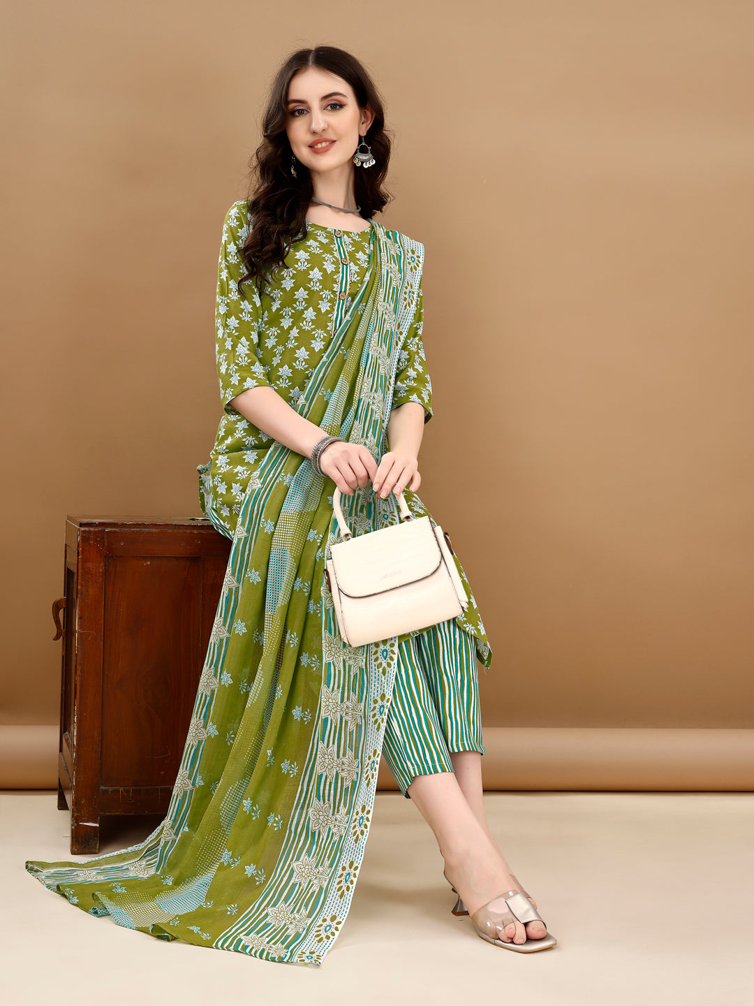 Ethnic Motifs Printed Kurta With Ethnic Motifs Printed Kurta With printed Pant & Dupatta