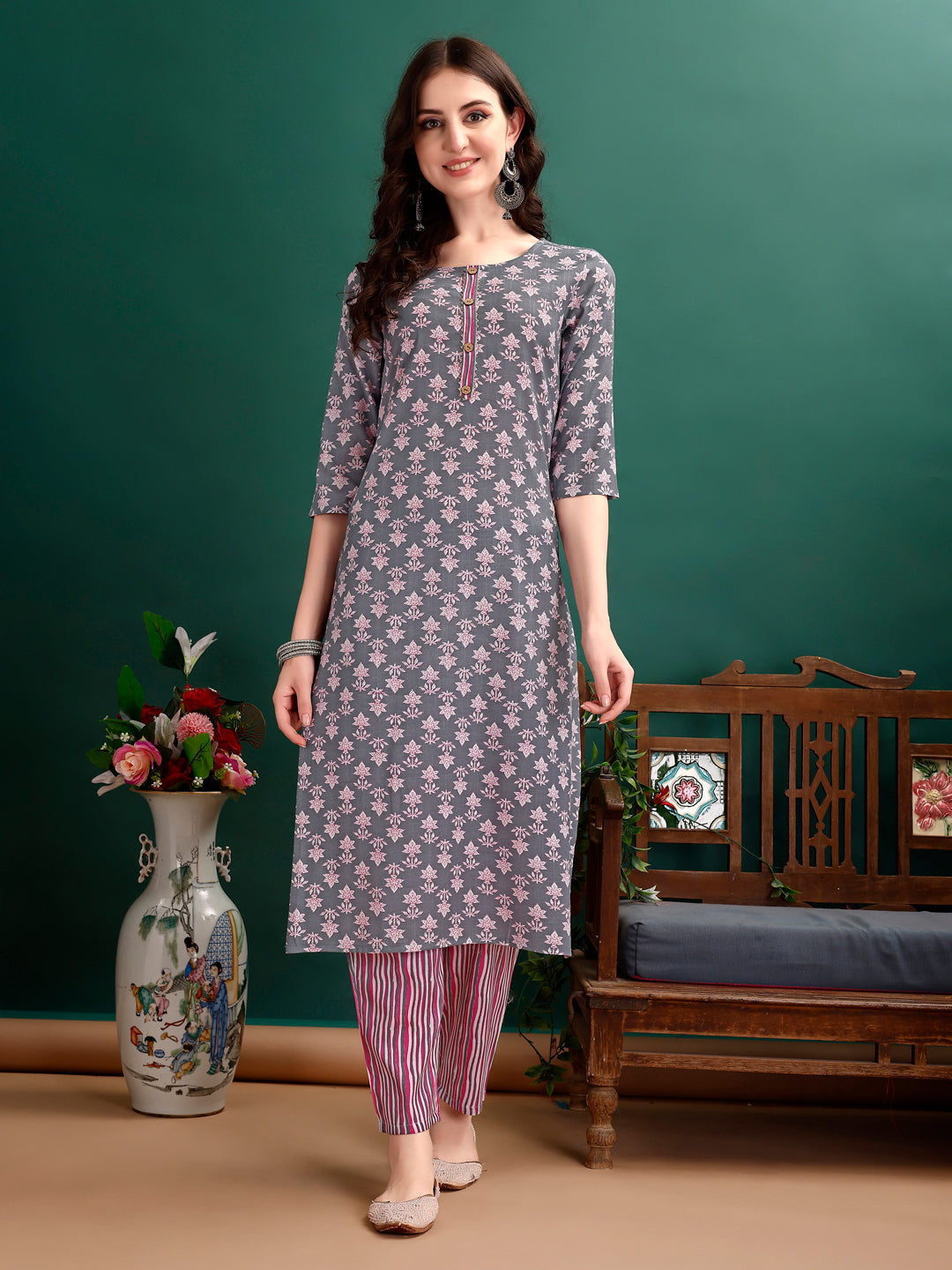 Ethnic Motifs Printed Kurta With Ethnic Motifs Printed Kurta With printed Pant & Dupatta