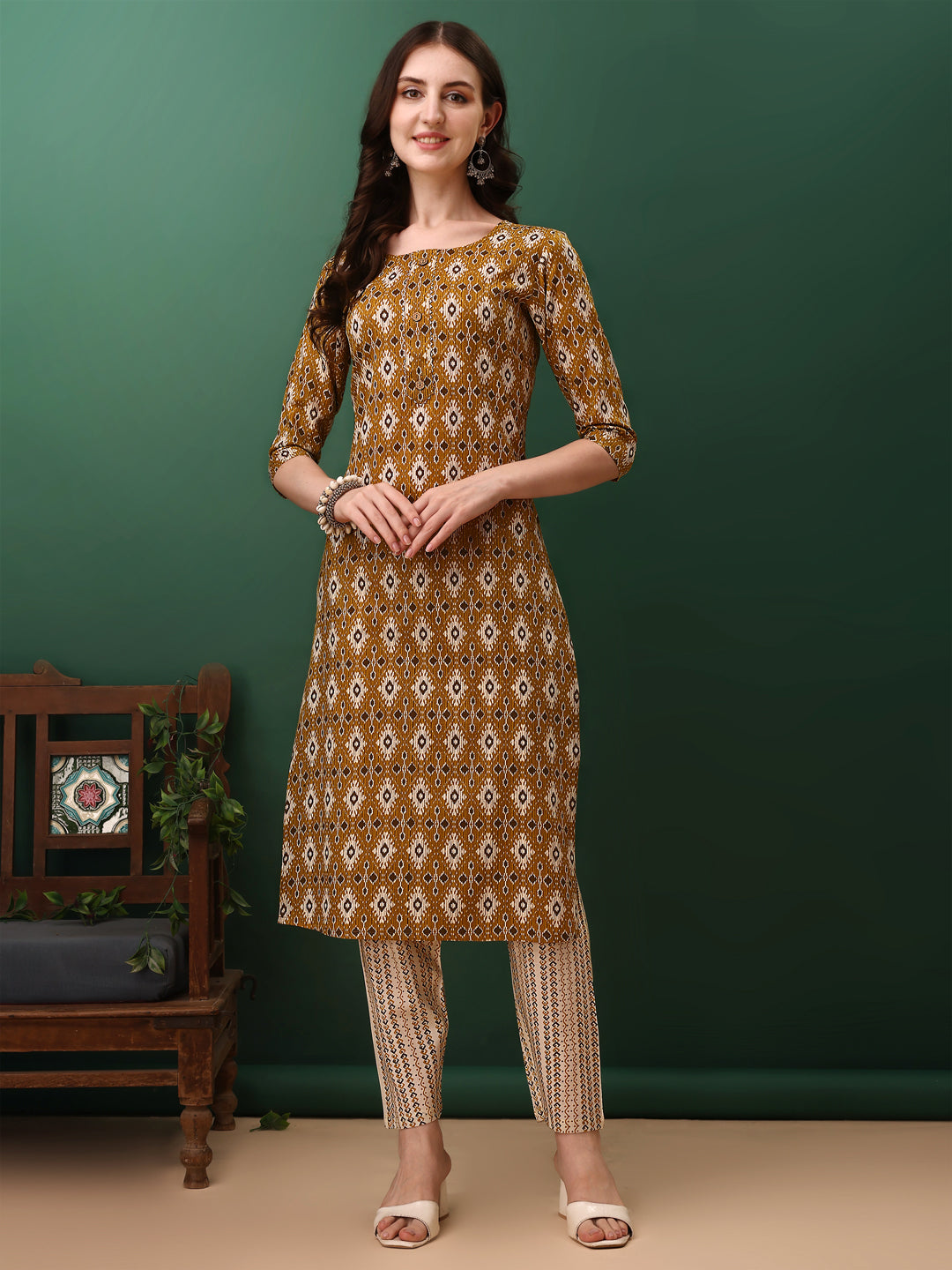 Ethnic Motifs Printed Kurta with Pant & dupatta