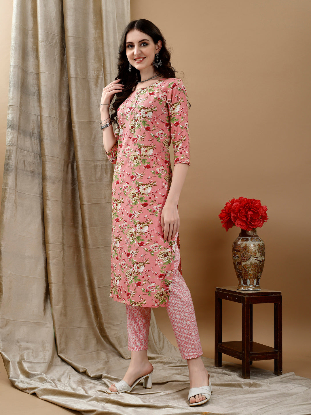 Floral Printed Kurta with pant & dupatta