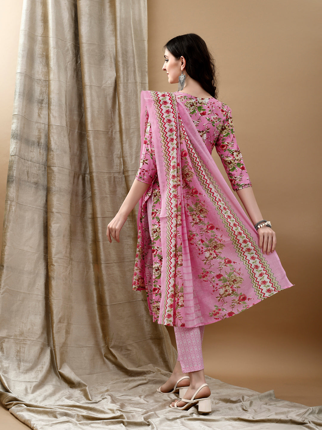 Floral Printed Kurta with pant & dupatta