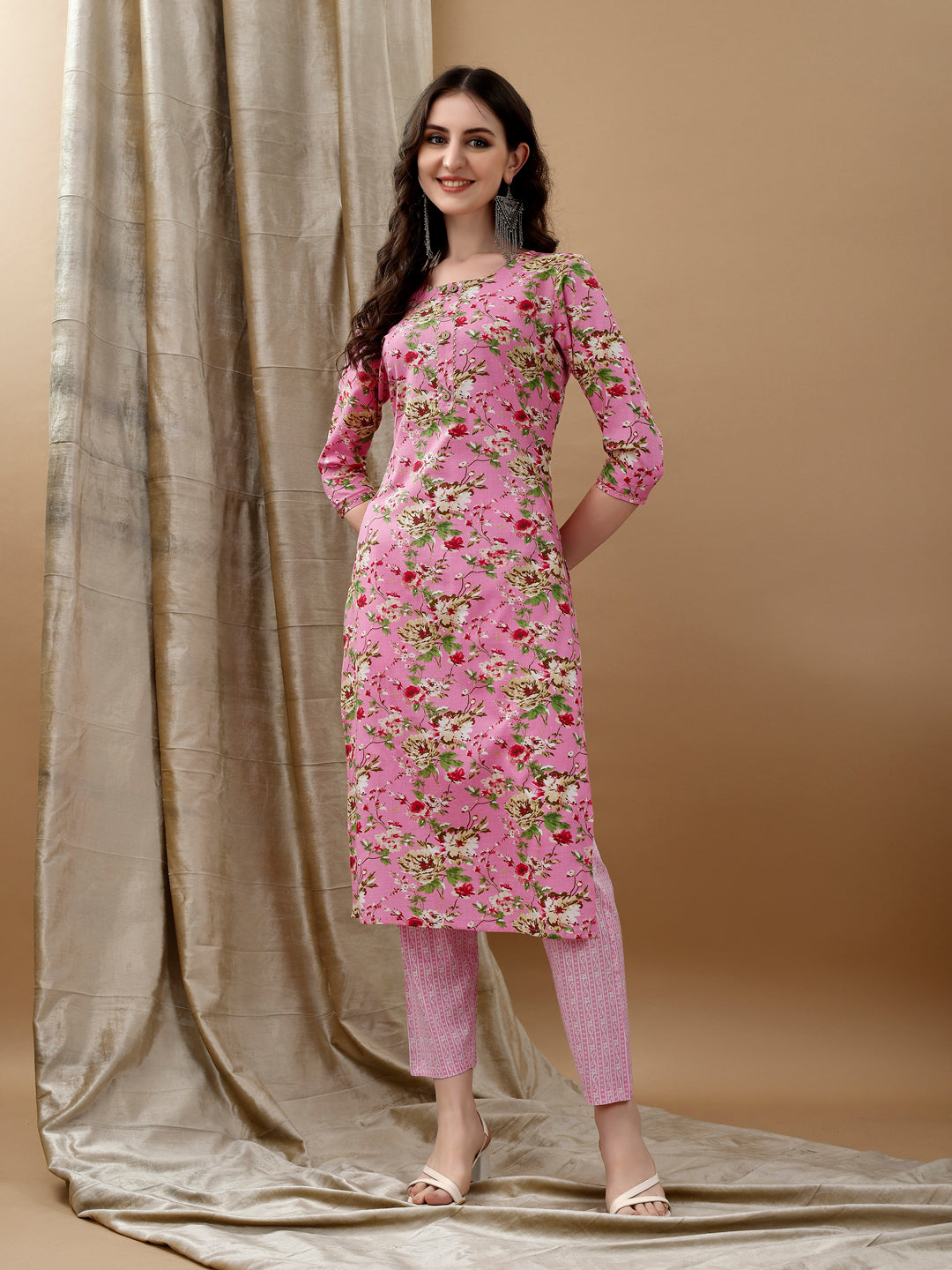 Floral Printed Kurta with pant & dupatta