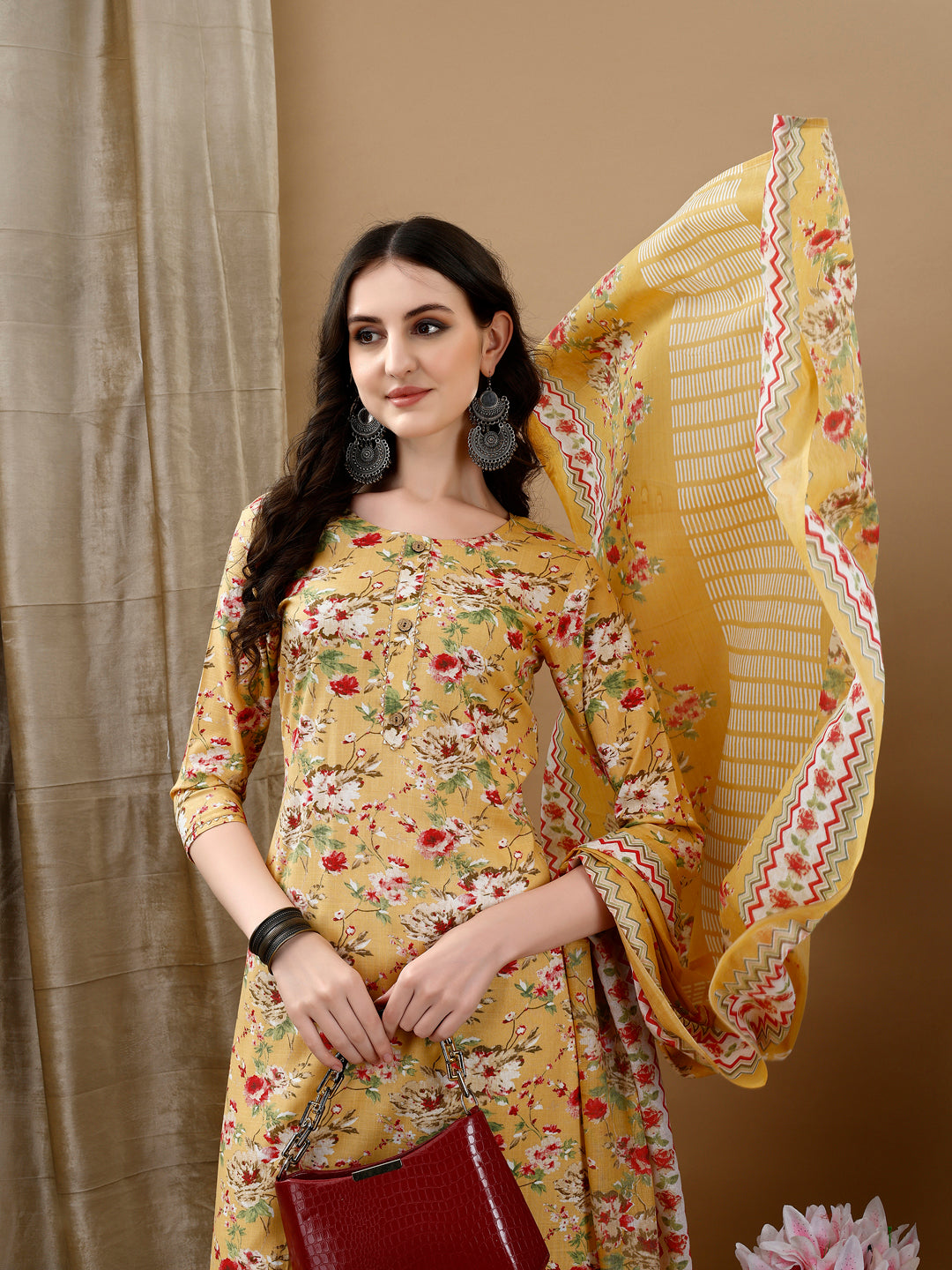 Floral Printed Kurta with pant & dupatta