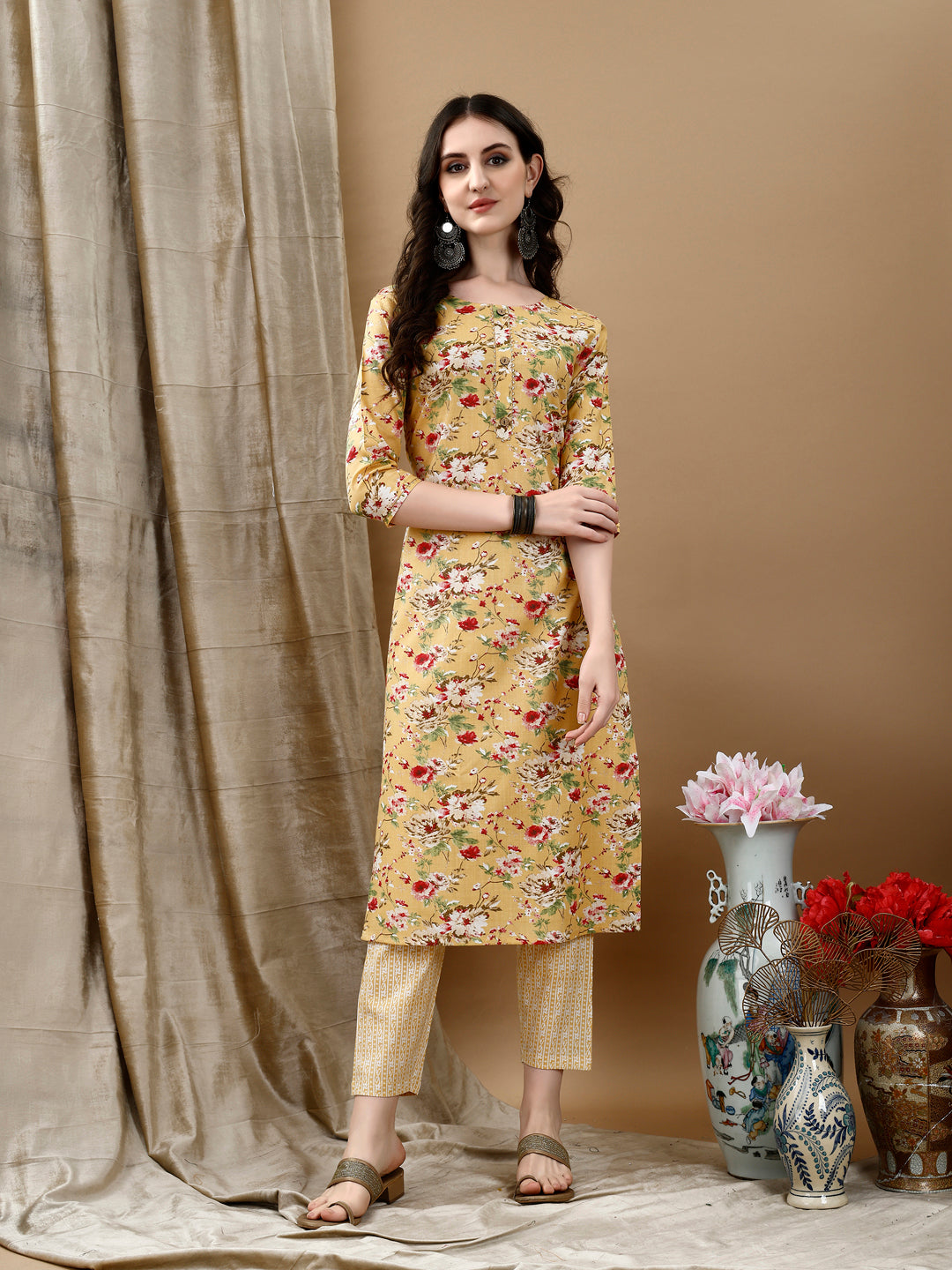 Floral Printed Kurta with pant & dupatta