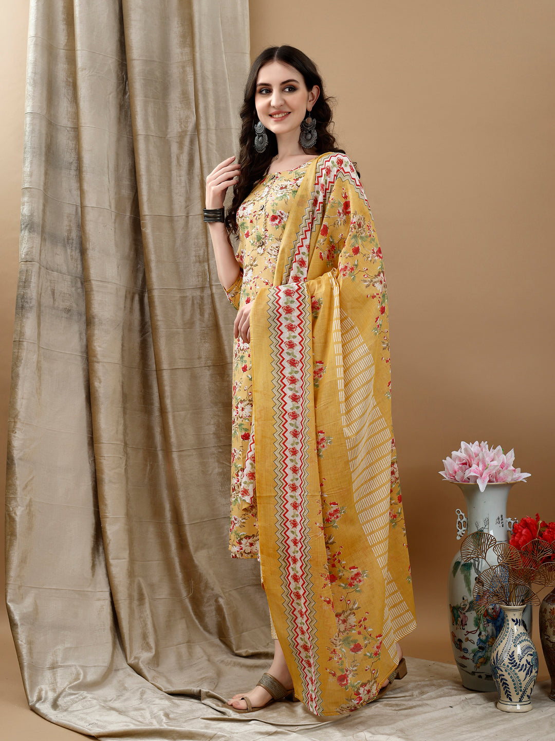 Floral Printed Kurta with pant & dupatta