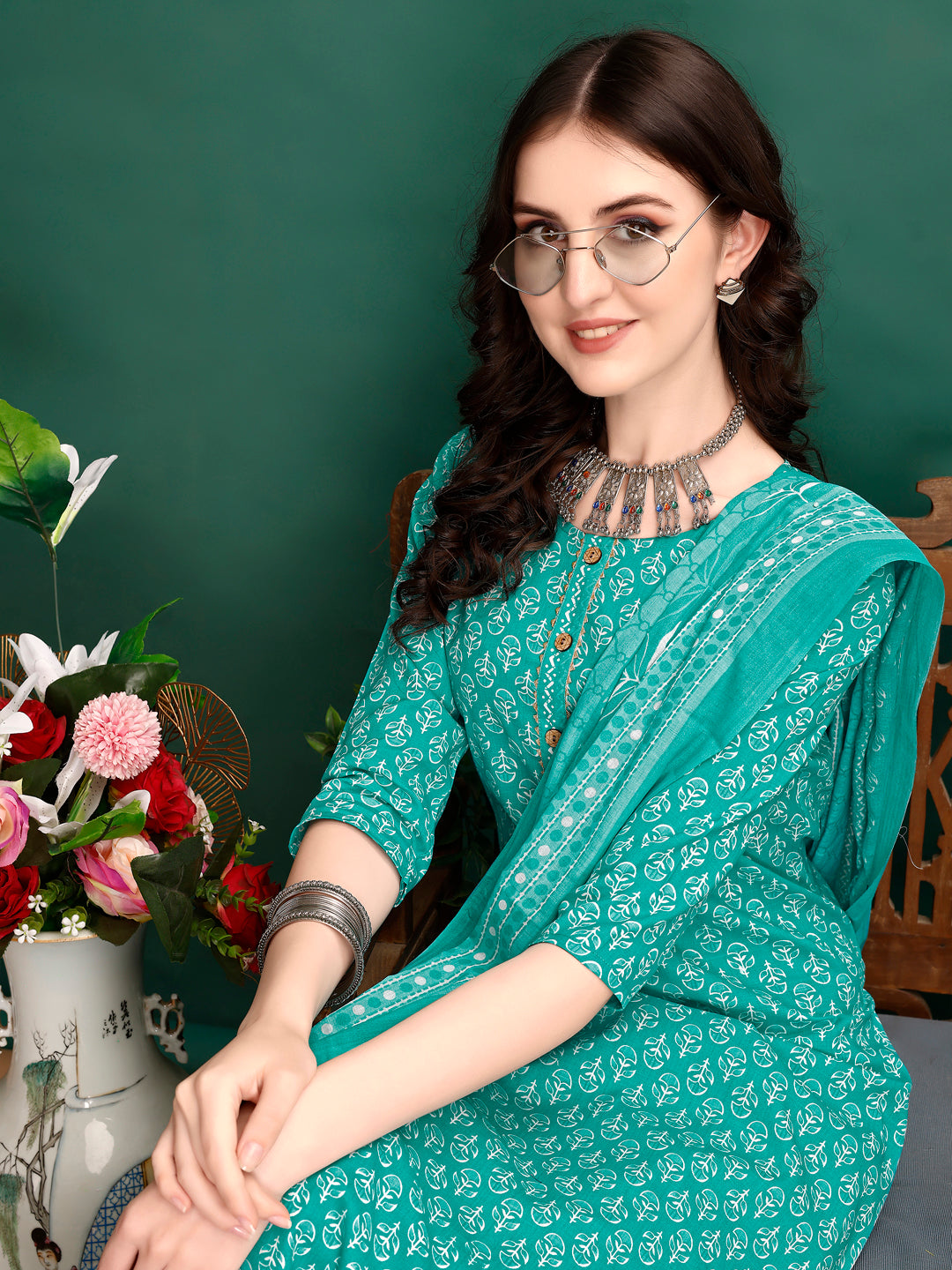 Ethnic Motifs Printed Kurta with pant & Dupatta