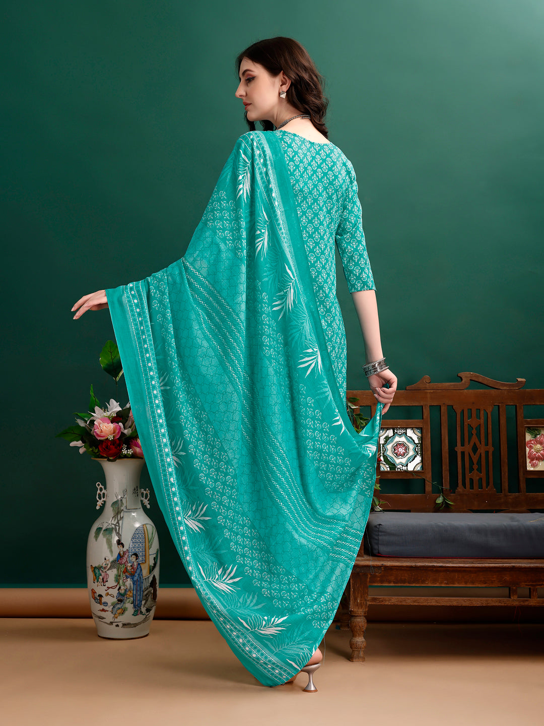 Ethnic Motifs Printed Kurta with pant & Dupatta