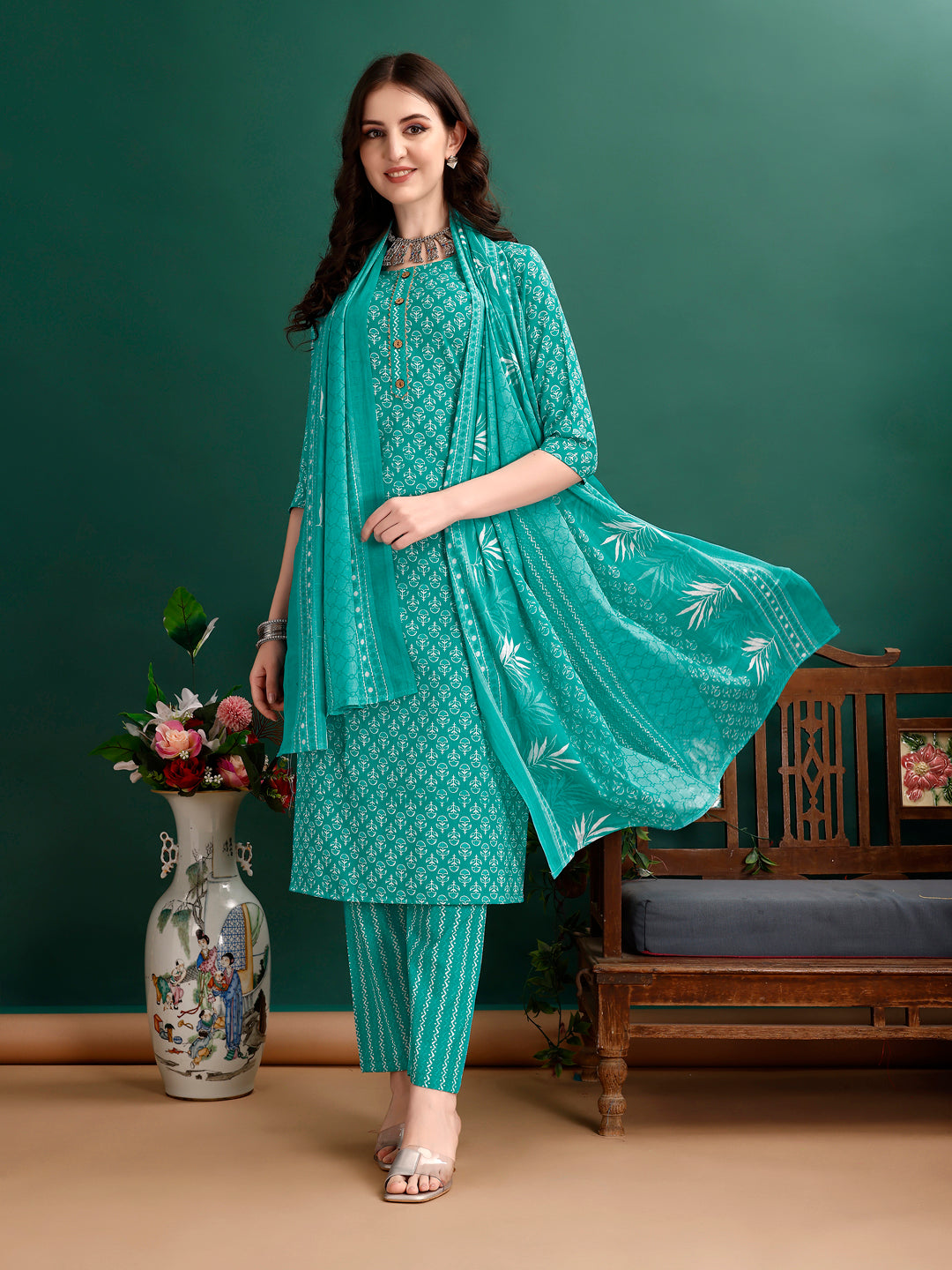 Ethnic Motifs Printed Kurta with pant & Dupatta