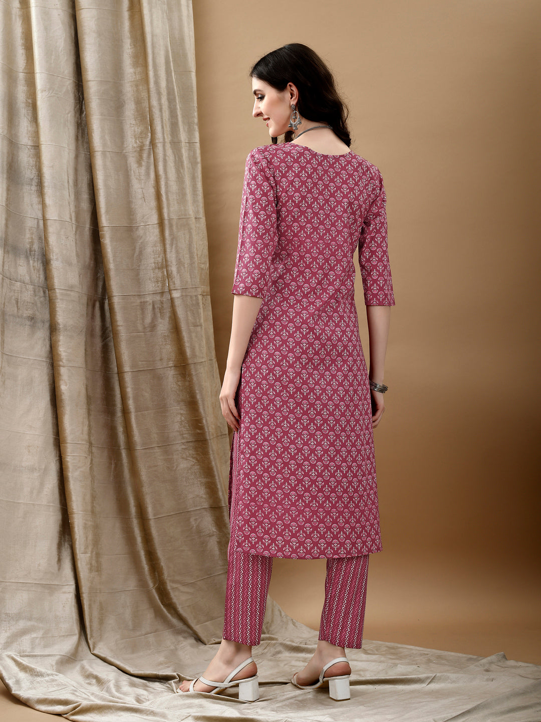 Ethnic Motifs Printed Kurta with pant & Dupatta