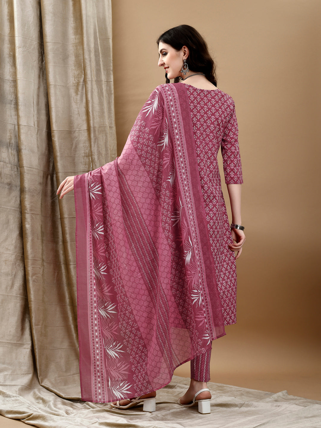 Ethnic Motifs Printed Kurta with pant & Dupatta