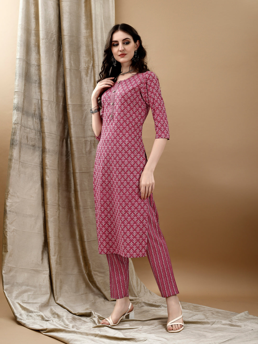 Ethnic Motifs Printed Kurta with pant & Dupatta