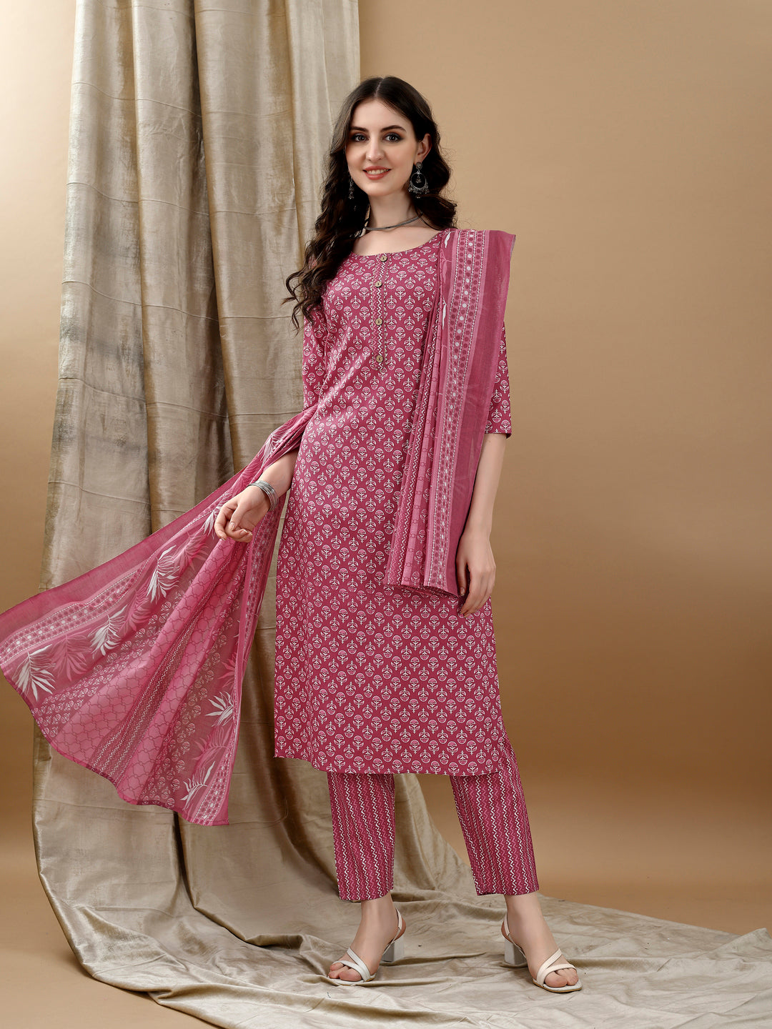 Ethnic Motifs Printed Kurta with pant & Dupatta