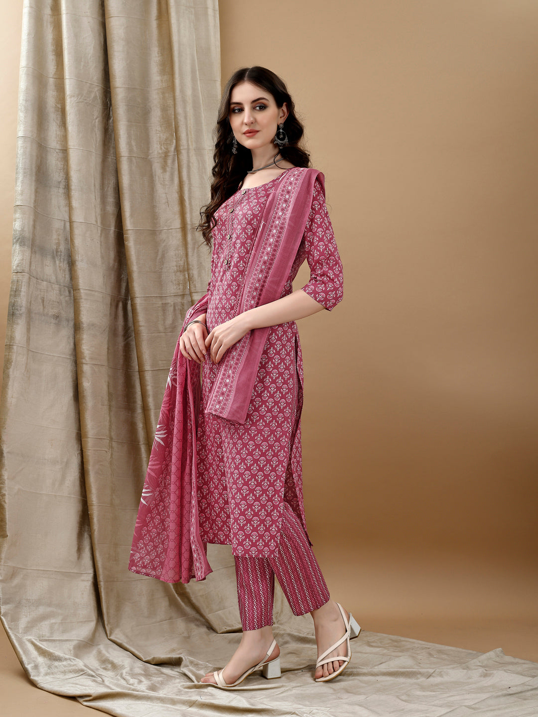 Ethnic Motifs Printed Kurta with pant & Dupatta