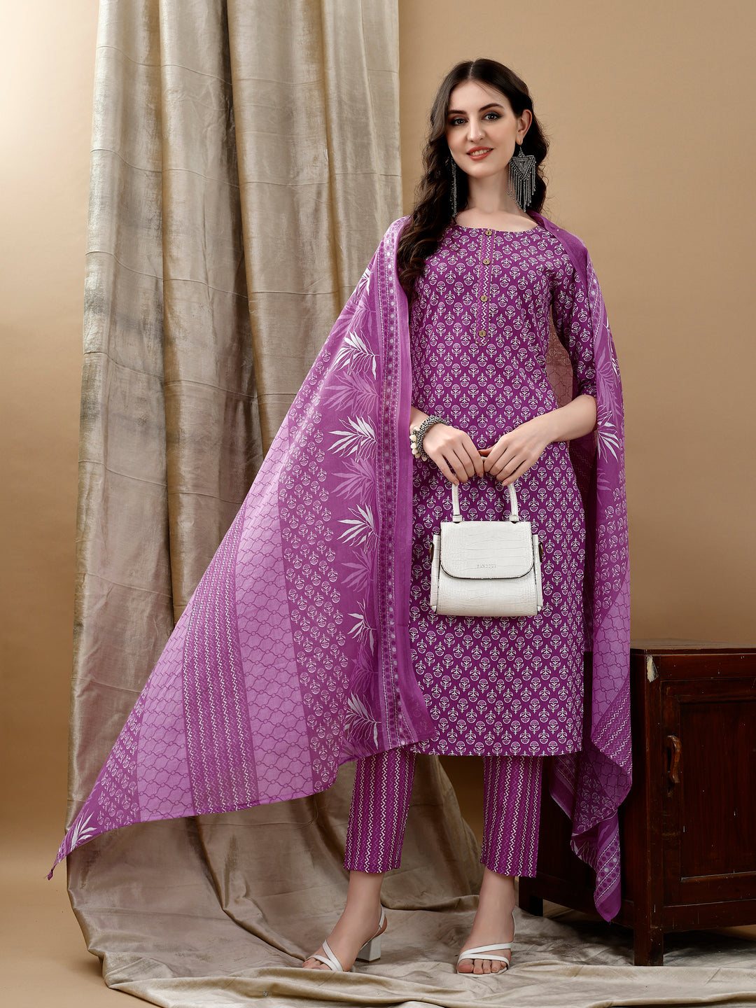 Ethnic Motifs Printed Kurta with pant & Dupatta