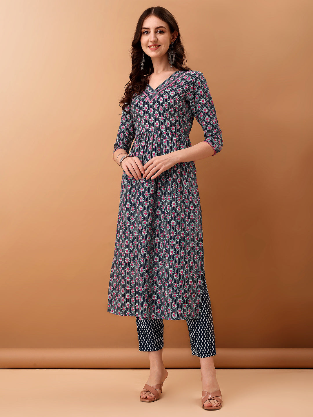 Nyra Cut Ethnic Motifs Printed Kurta with pant & dupatta