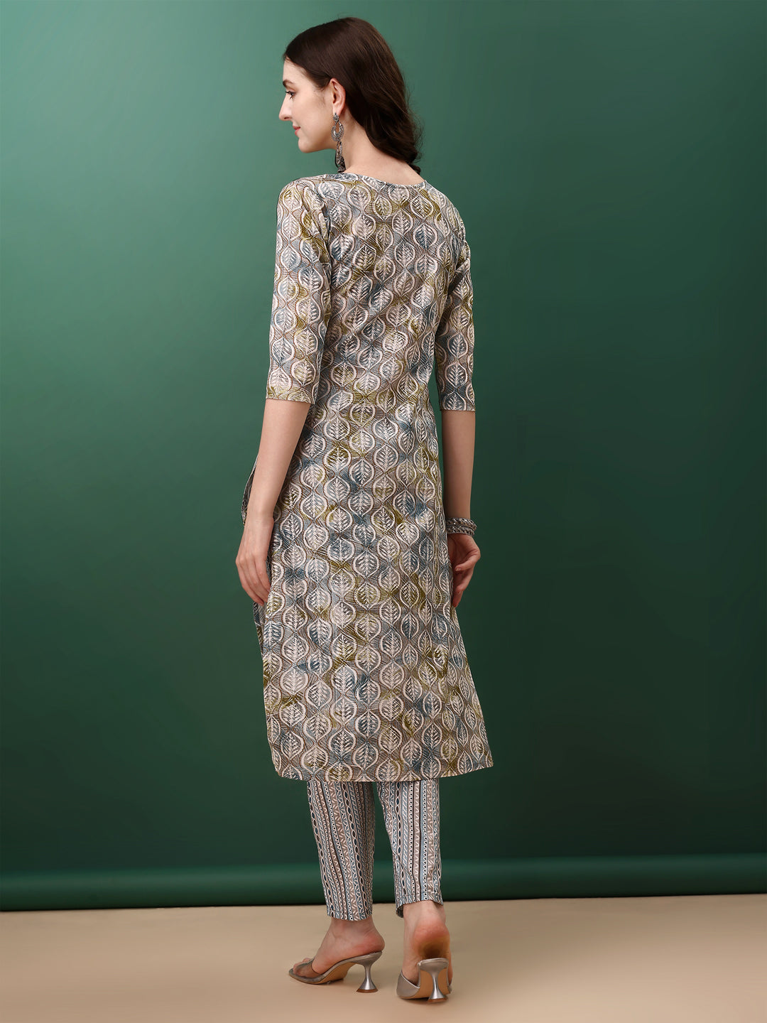 Floral Printed Kurta with pant & dupatta