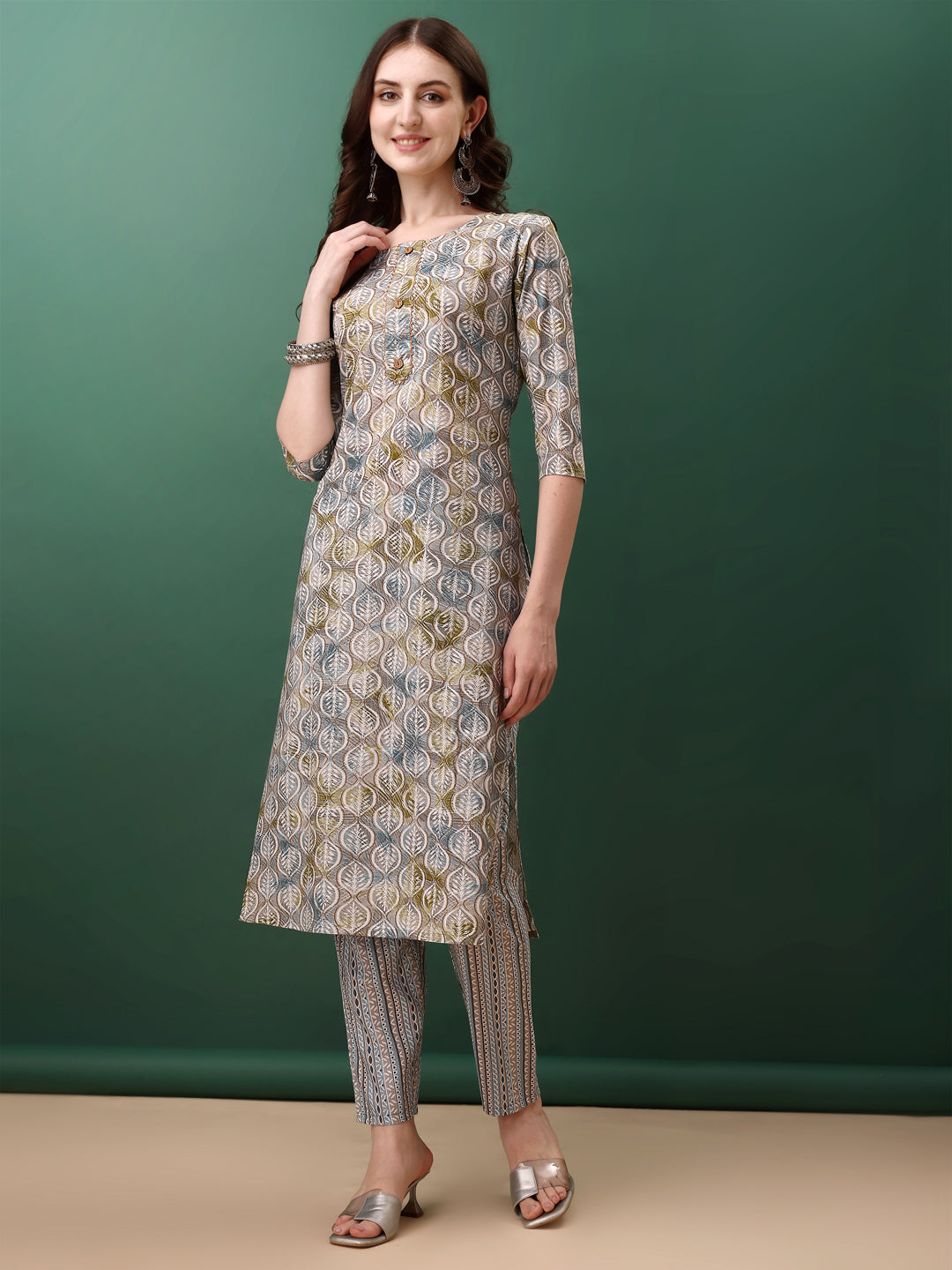 Floral Printed Kurta with pant & dupatta